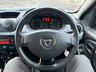 Used 2013 Dacia Duster Laureate White - Interior and Exterior details 19