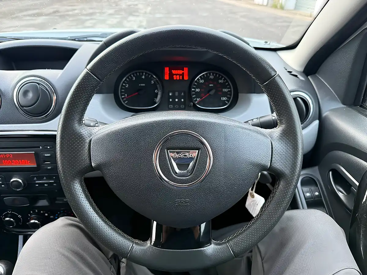 Used 2013 Dacia Duster Laureate White - Interior and Exterior details 19
