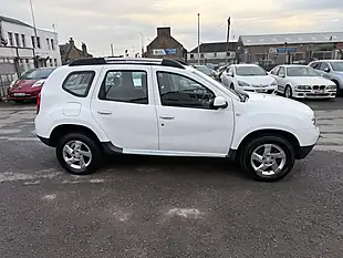 Used 2013 Dacia Duster Laureate White - Interior and Exterior details 4