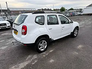 Used 2013 Dacia Duster Laureate White - Interior and Exterior details 5