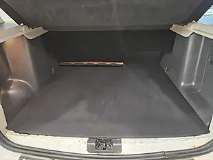 Used 2013 Dacia Duster Laureate White - Interior and Exterior details 7