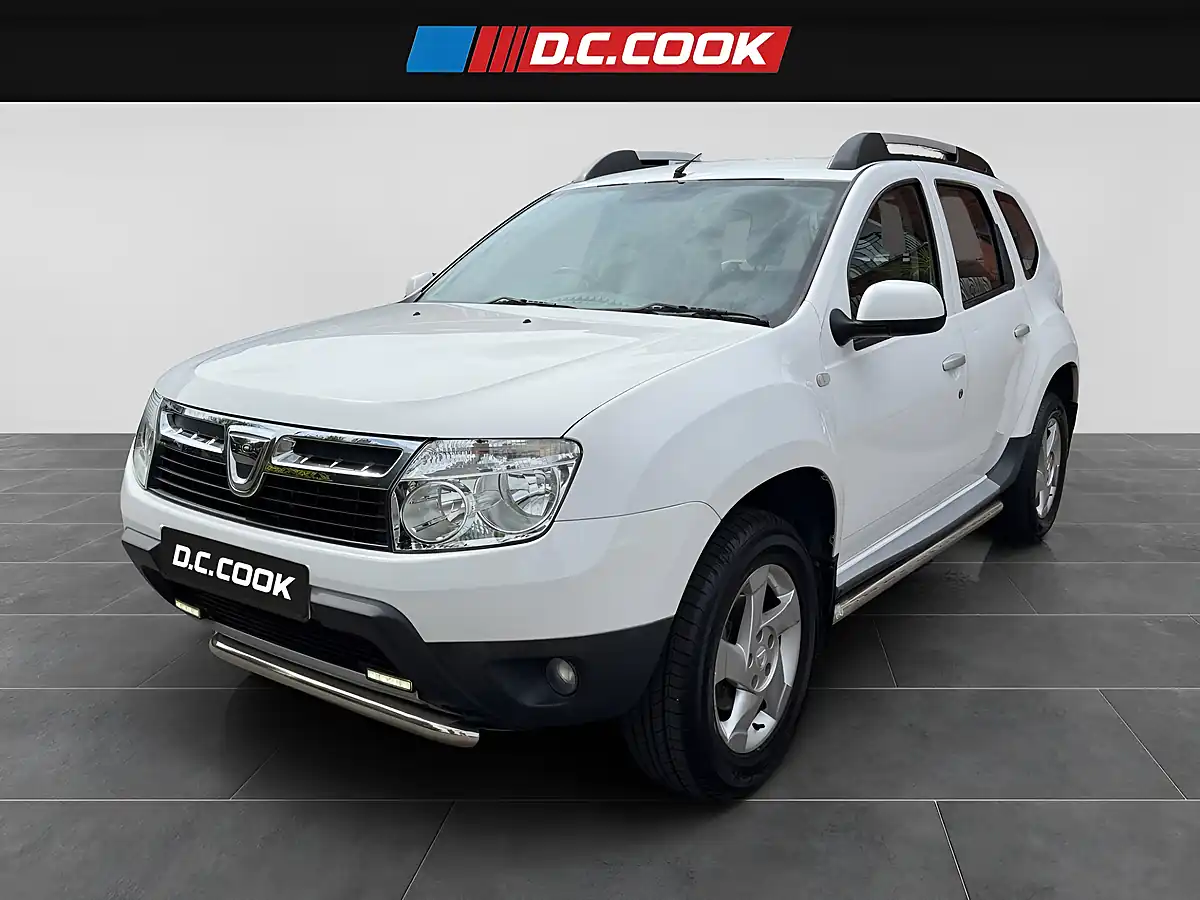 Used 2013 Dacia Duster Laureate White - Interior and Exterior details 3