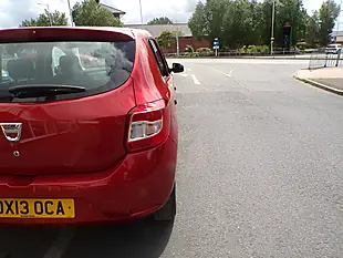 Used 2013 Dacia Sandero Ambiance Red - Interior and Exterior details 10