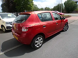 Used 2013 Dacia Sandero Ambiance Red - Interior and Exterior details 4