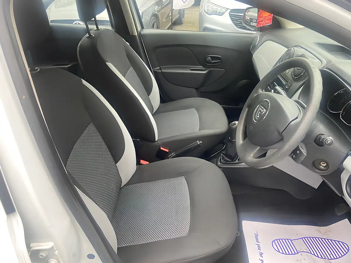 Used 2013 Dacia Sandero Ambiance White - Interior and Exterior details 10