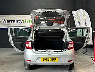 Used 2013 Dacia Sandero Laureate Silver - Interior and Exterior details 12