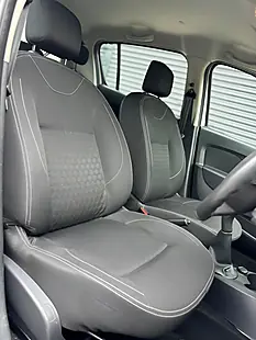 Used 2013 Dacia Sandero Laureate Silver - Interior and Exterior details 14
