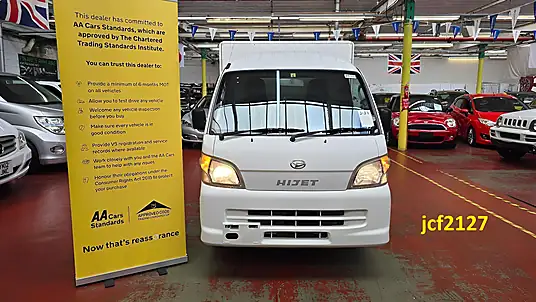2013 Daihatsu Hijet 660cc Box Freezer