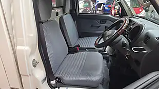 Used 2013 Daihatsu Hijet Box Freezer White - Interior and Exterior details 5