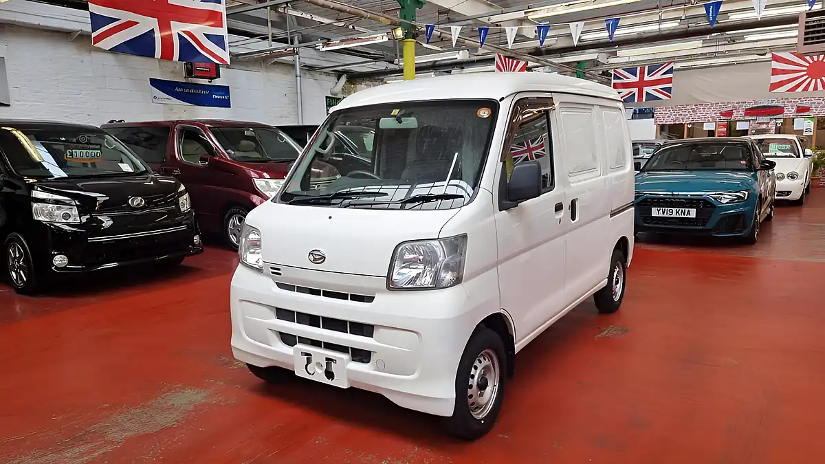 Used 2013 Daihatsu Hijet Cargo Freezer White - Front View