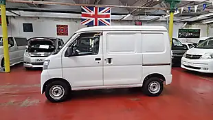 Used 2013 Daihatsu Hijet Cargo Freezer White - Interior and Exterior details 2