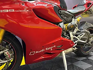 Used 2013 Ducati 1199 Panigale S Red - Interior and Exterior details 10