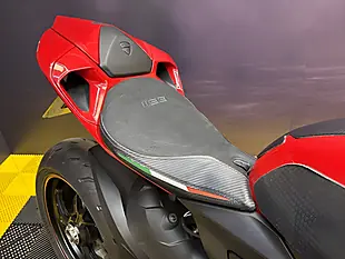 Used 2013 Ducati 1199 Panigale S Red - Interior and Exterior details 12