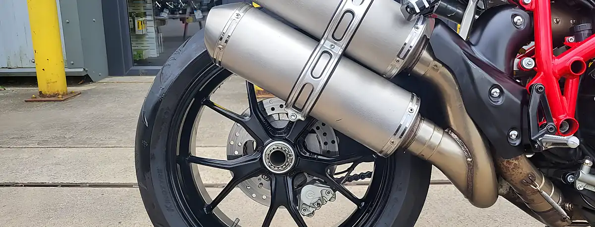 Used 2013 Ducati 848 Streetfighter - Interior and Exterior details 3