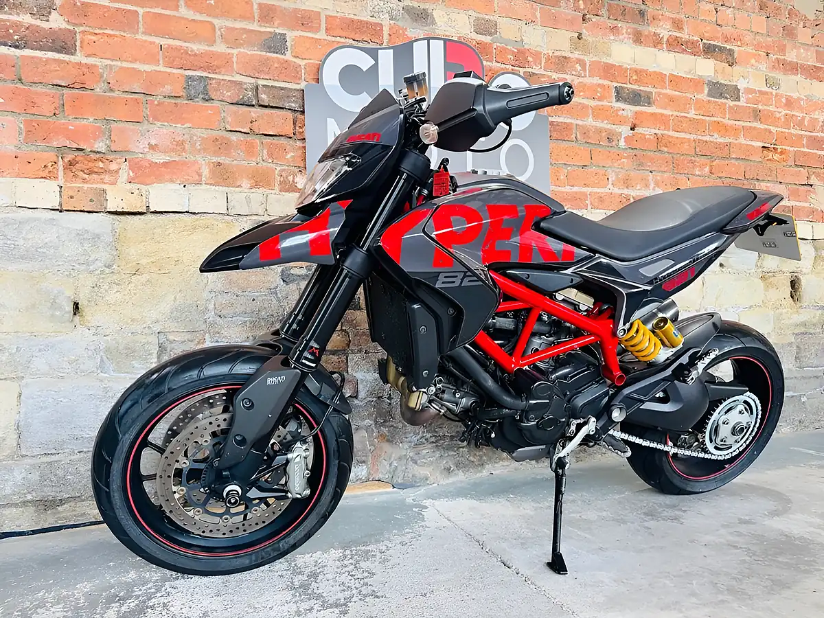 Used 2013 Ducati Hypermotard 821 Sp Black - Interior and Exterior details 12