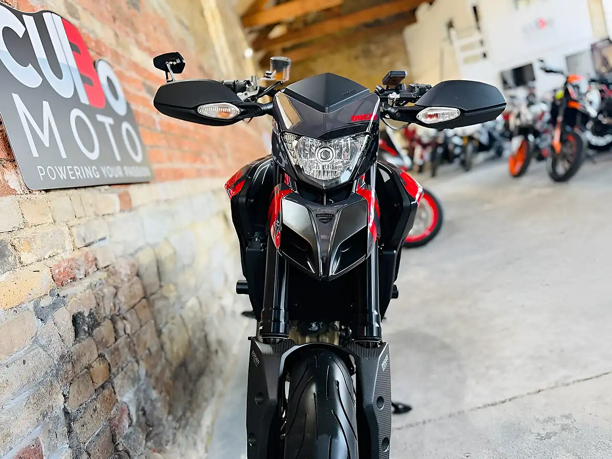 Used 2013 Ducati Hypermotard 821 Sp Black - Interior and Exterior details 19
