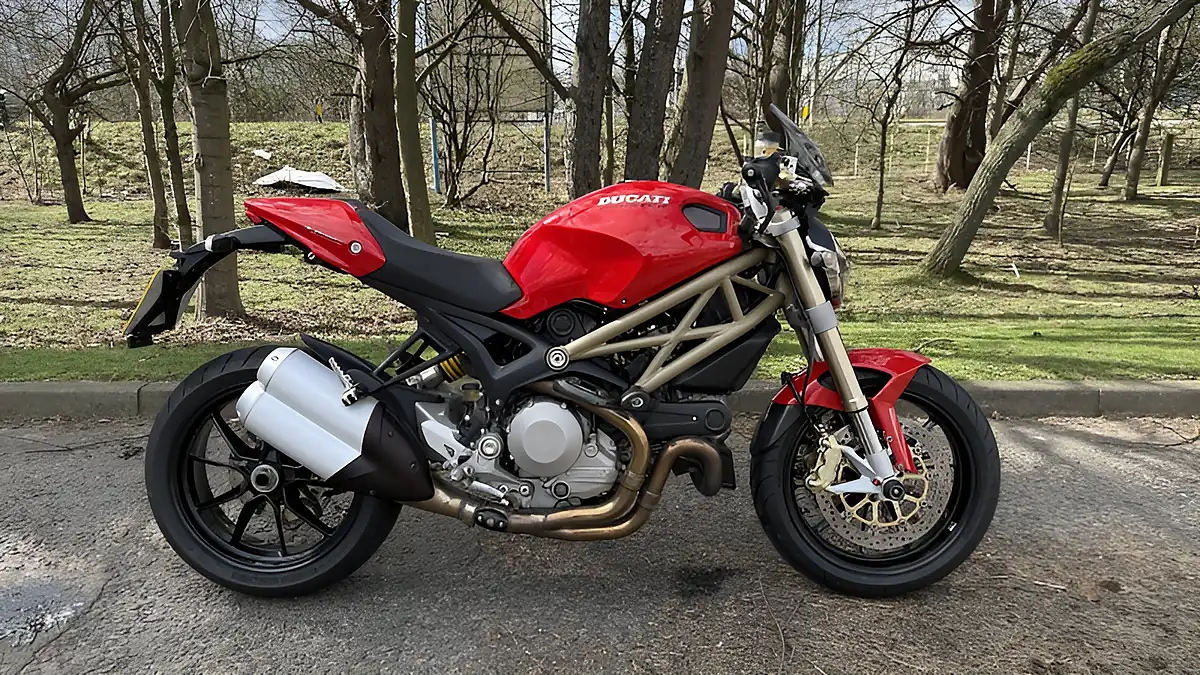 Used 2013 Ducati Monster Evo 20th Anniversary Red - Front View