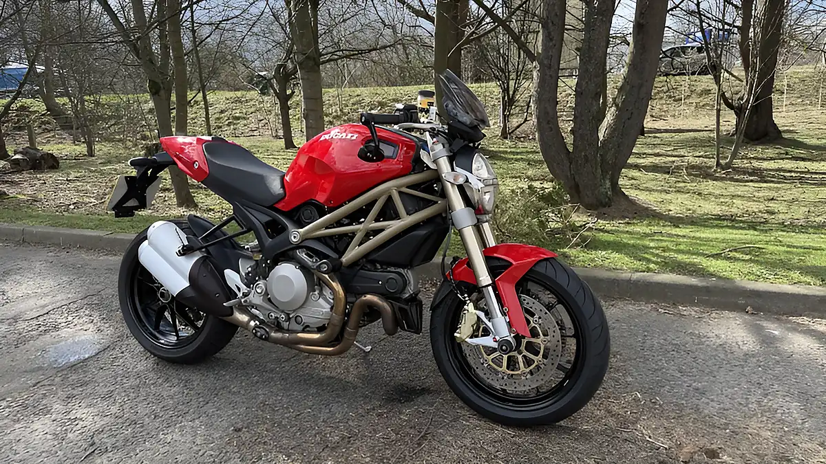 Used 2013 Ducati Monster Evo 20th Anniversary Red - Interior and Exterior details 3