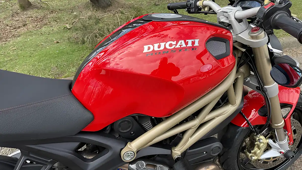 Used 2013 Ducati Monster Evo 20th Anniversary Red - Interior and Exterior details 8