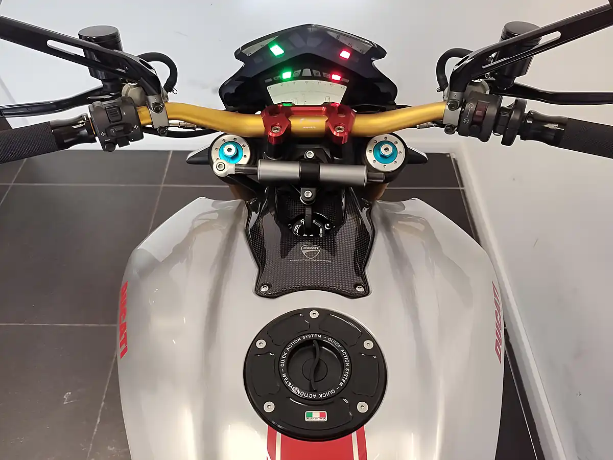 Used 2013 Ducati Streetfighter S - Interior and Exterior details 12