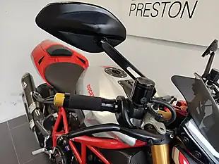 Used 2013 Ducati Streetfighter S - Interior and Exterior details 17