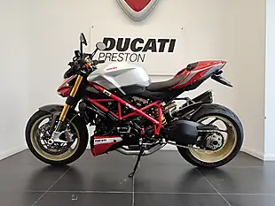 Used 2013 Ducati Streetfighter S - Interior and Exterior details 2