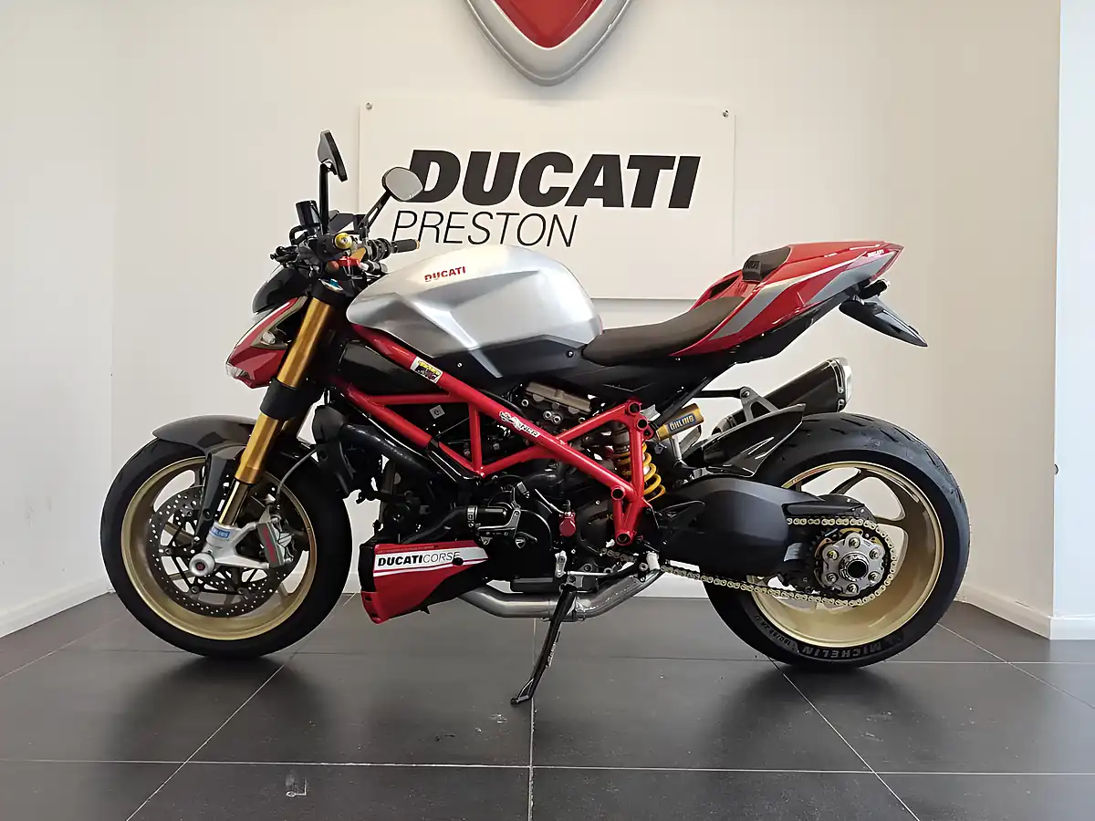 Used 2013 Ducati Streetfighter S - Interior and Exterior details 2