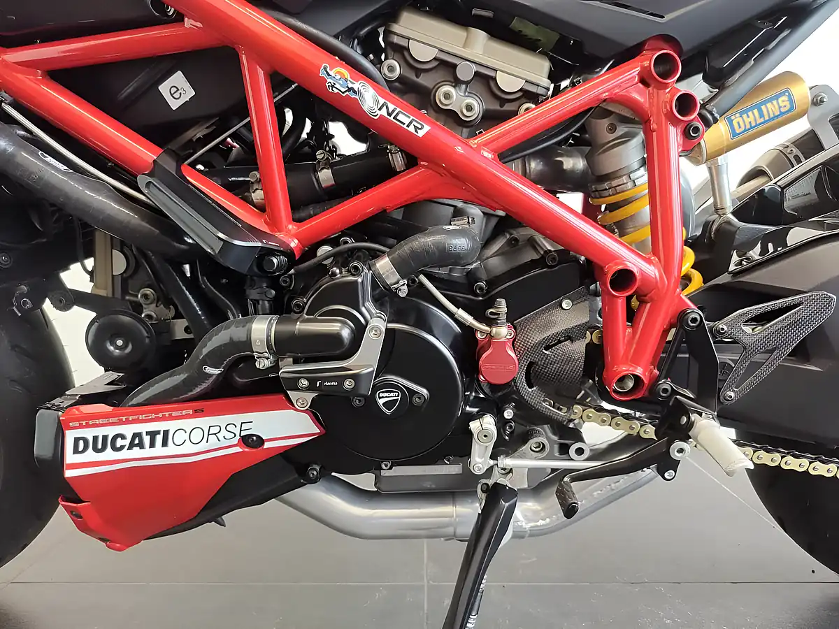 Used 2013 Ducati Streetfighter S - Interior and Exterior details 9