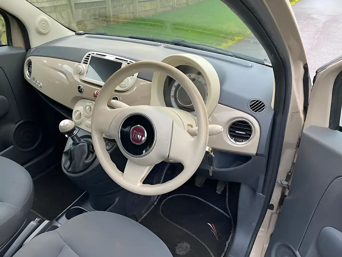 Used 2013 Fiat 500 Colour Therapy Beige - Interior and Exterior details 12