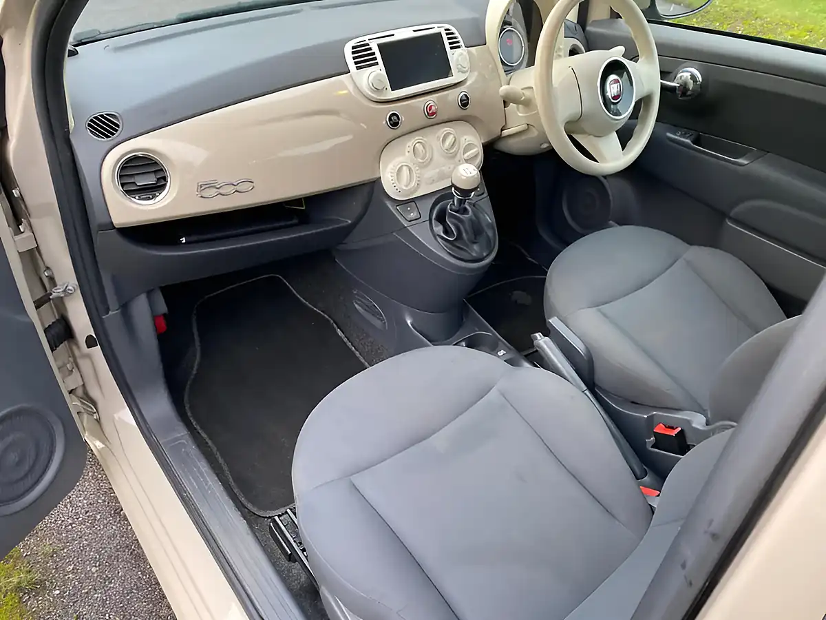 Used 2013 Fiat 500 Colour Therapy Beige - Interior and Exterior details 16