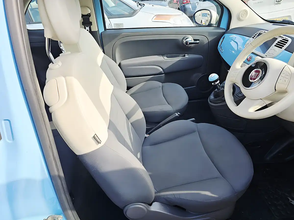 Used 2013 Fiat 500 Colour Therapy Blue - Interior and Exterior details 8