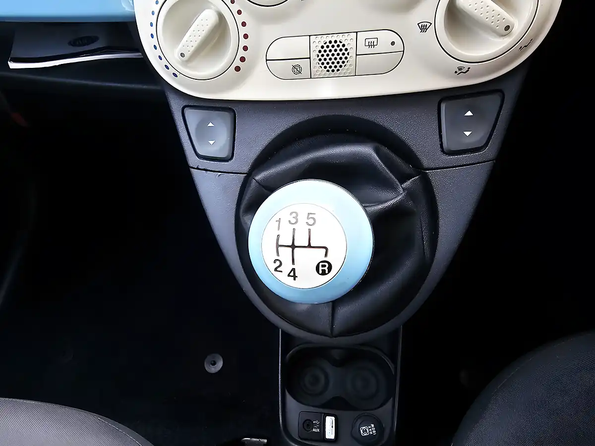 Used 2013 Fiat 500 Colour Therapy Blue - Interior and Exterior details 9