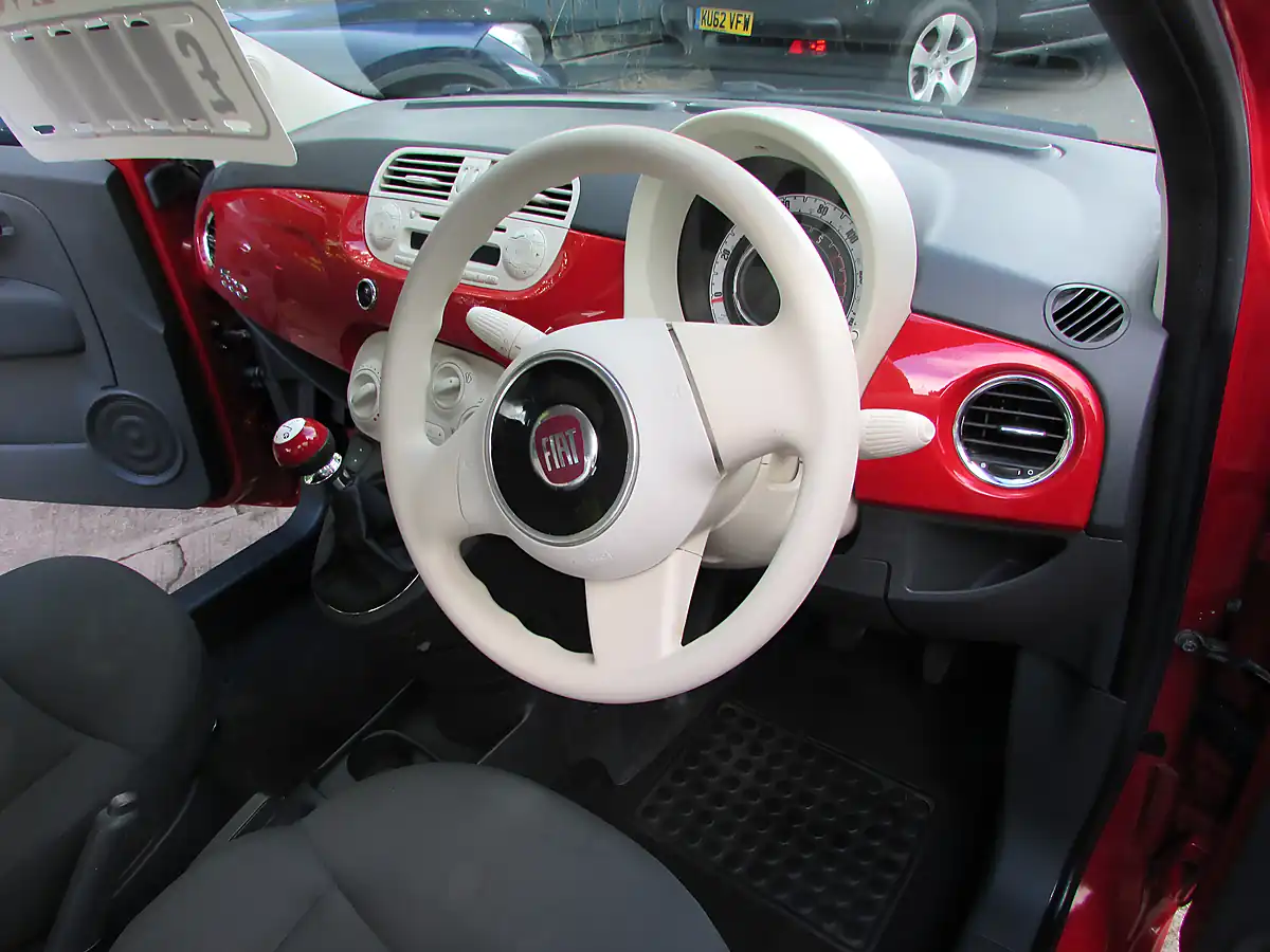 Used 2013 Fiat 500 Colour Therapy Red - Interior and Exterior details 7