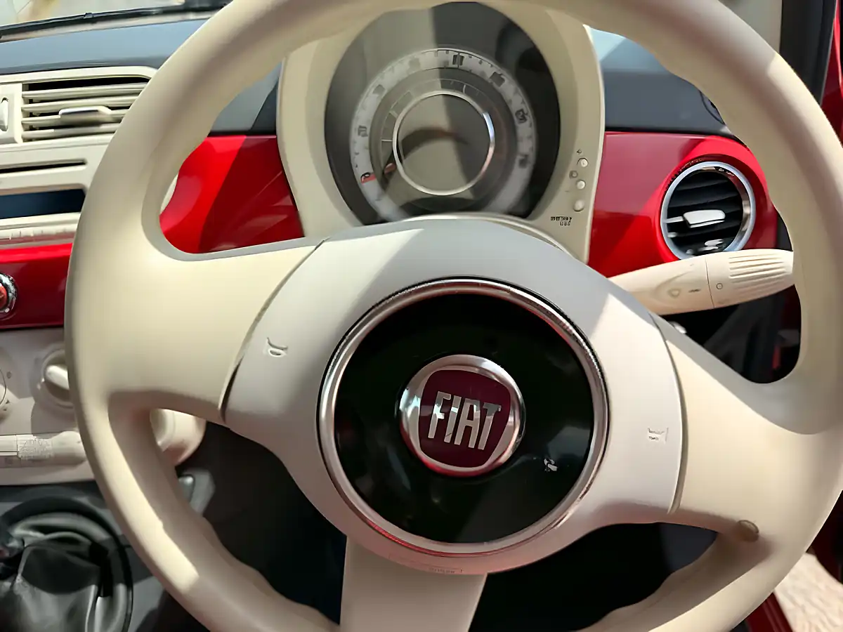Used 2013 Fiat 500 Colour Therapy Red - Interior and Exterior details 13