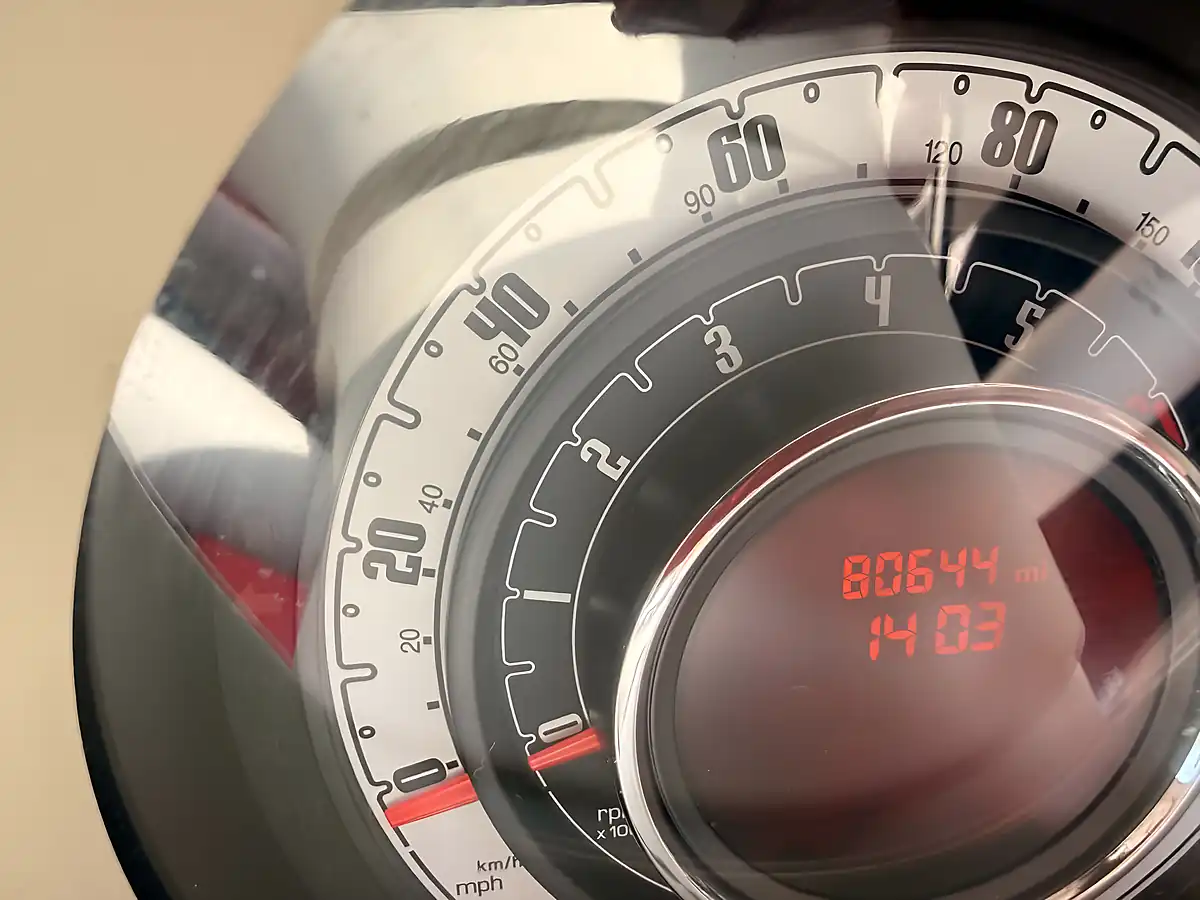 Used 2013 Fiat 500 Colour Therapy Red - Interior and Exterior details 14