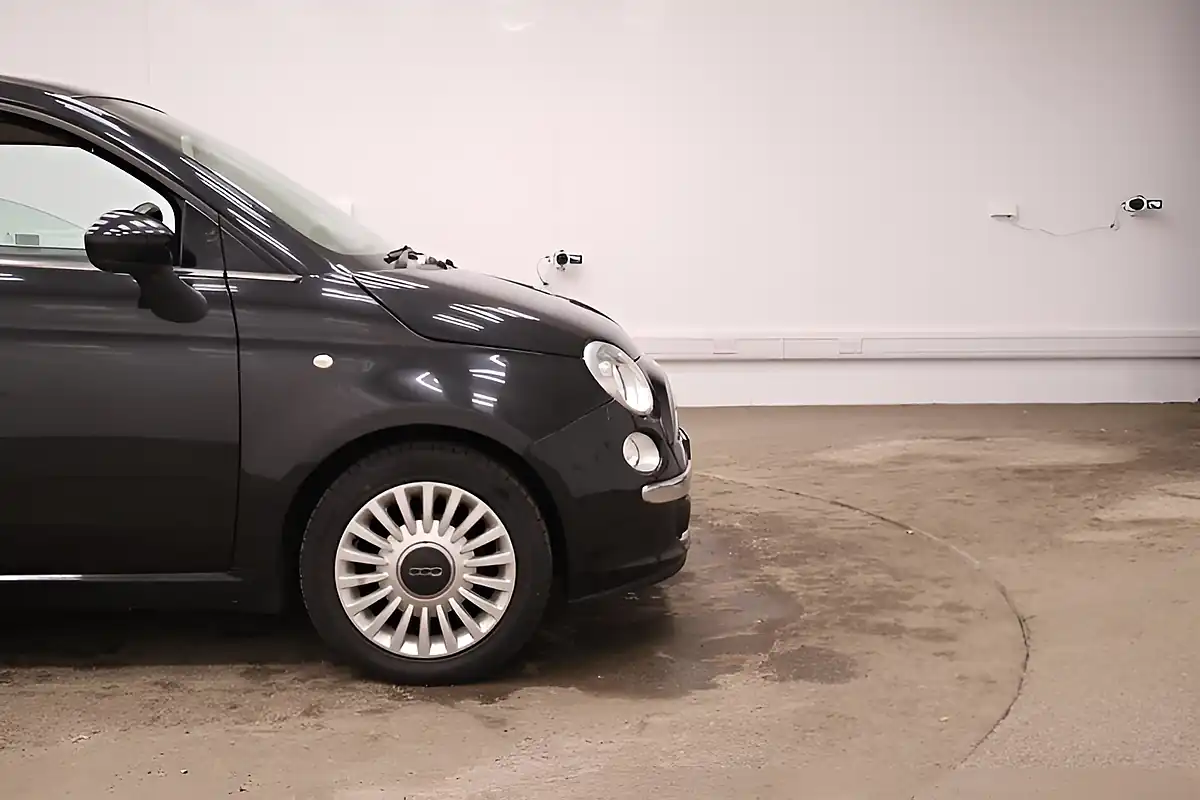 Used 2013 Fiat 500 Lounge Black - Interior and Exterior details 6