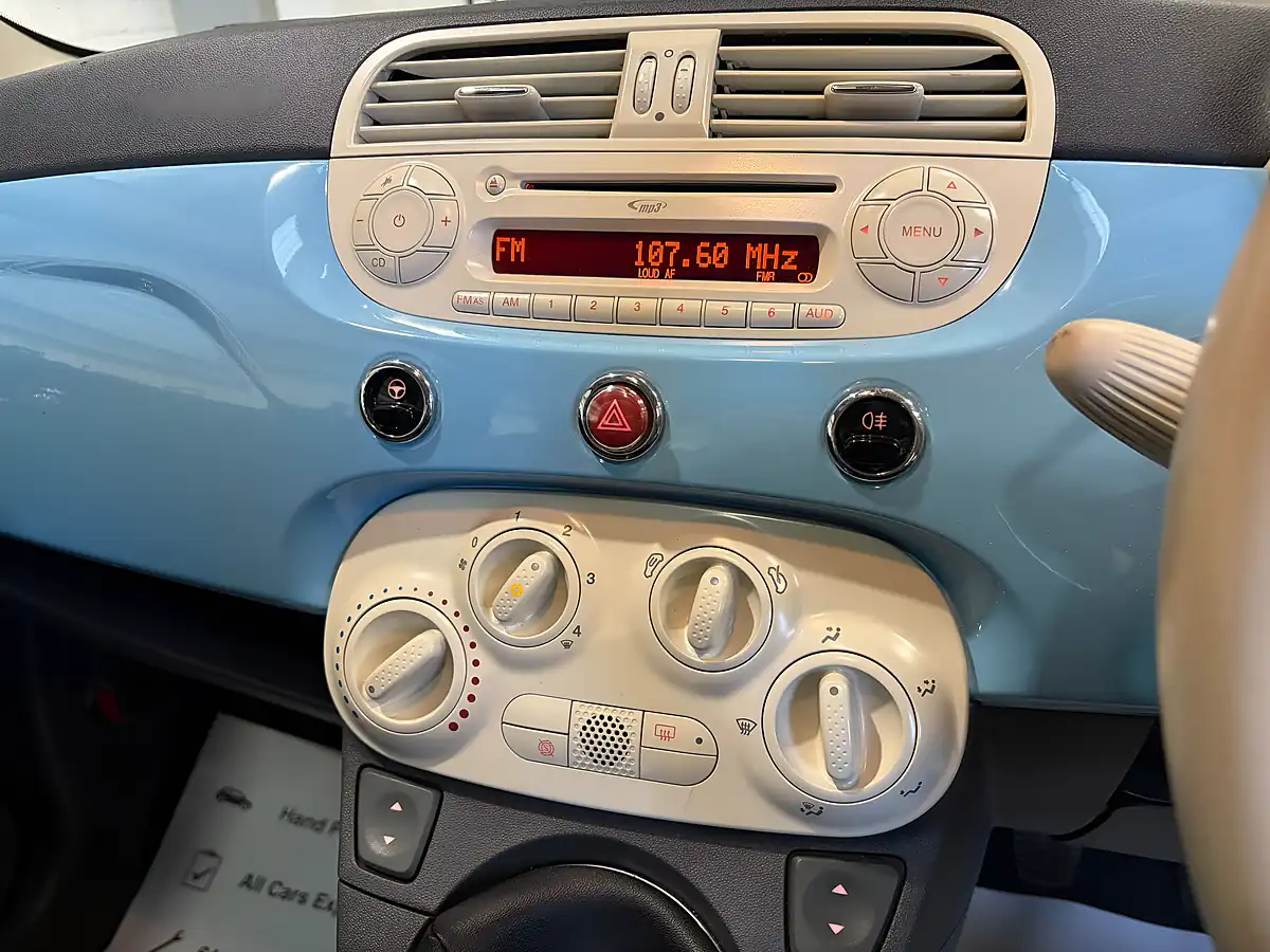 Used 2013 Fiat 500 Lounge Blue - Interior and Exterior details 15