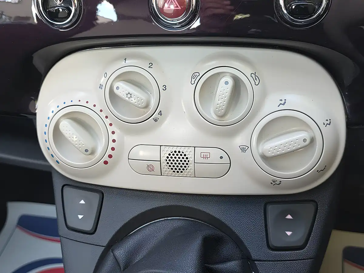 Used 2013 Fiat 500 Lounge Purple - Interior and Exterior details 14