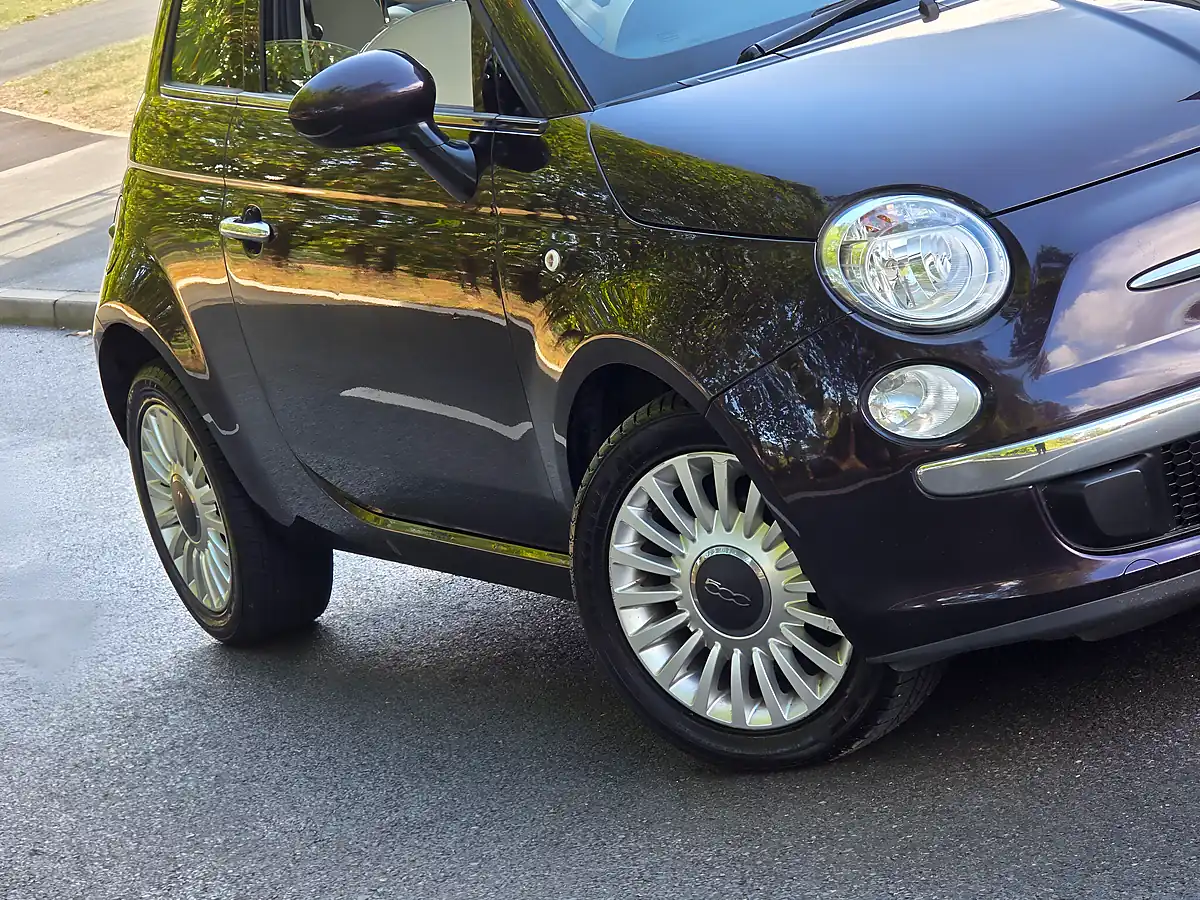 Used 2013 Fiat 500 Lounge Purple - Interior and Exterior details 18