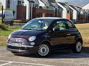 Used 2013 Fiat 500 Lounge Purple - Interior and Exterior details 3