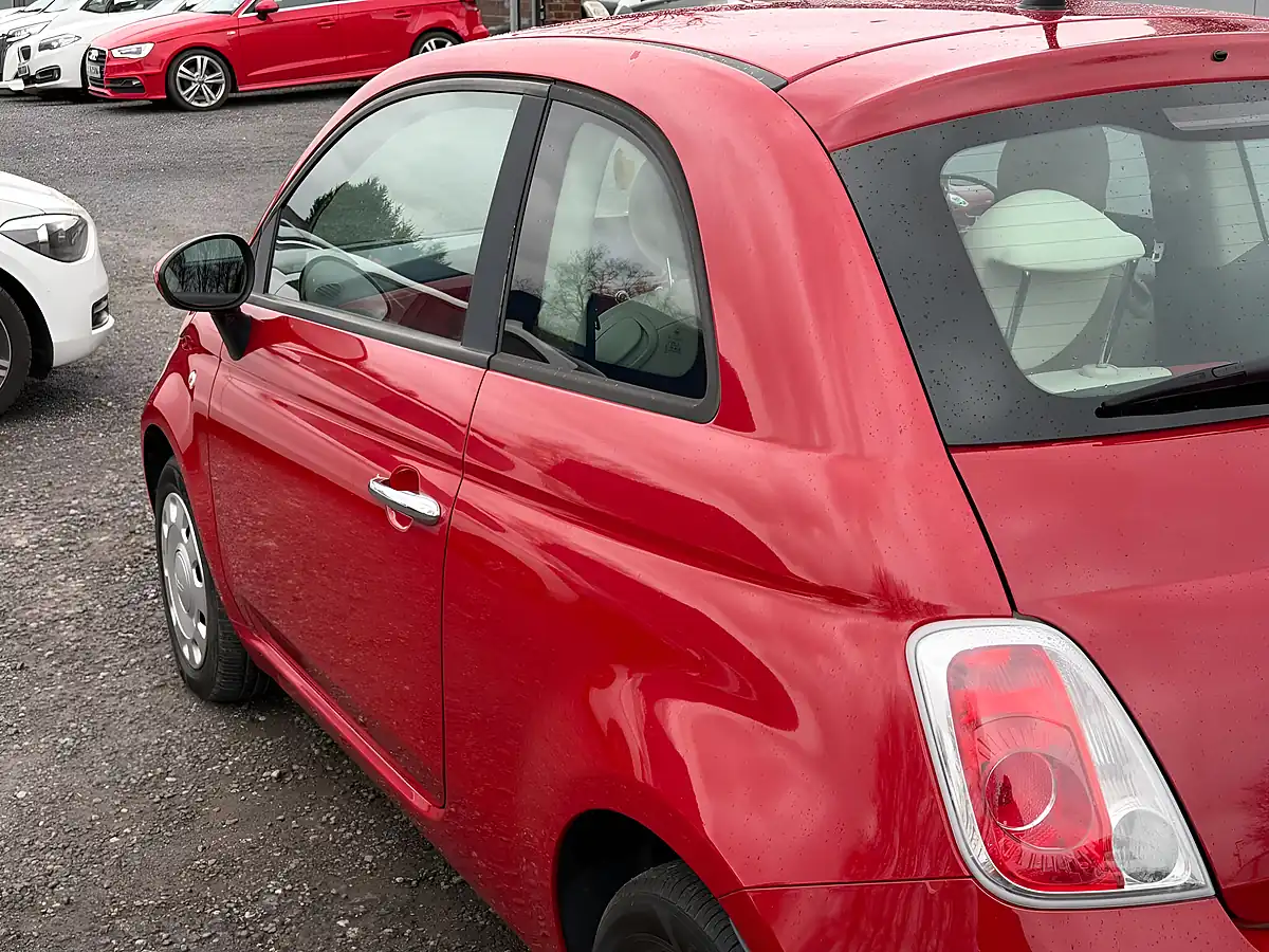 Used 2013 Fiat 500 Lounge Red - Interior and Exterior details 6