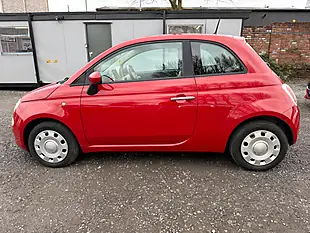 Used 2013 Fiat 500 Lounge Red - Interior and Exterior details 7