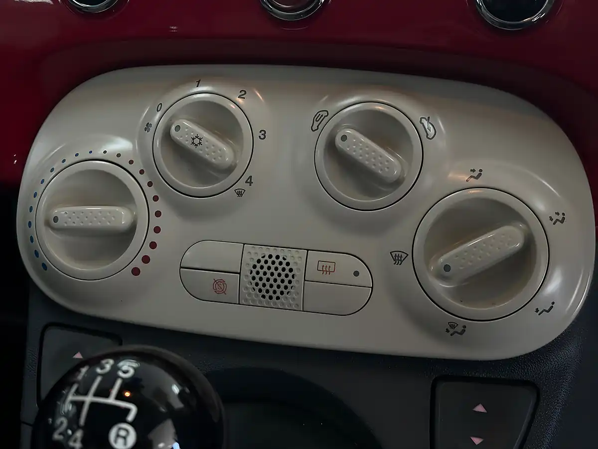 Used 2013 Fiat 500 Lounge Red - Interior and Exterior details 13