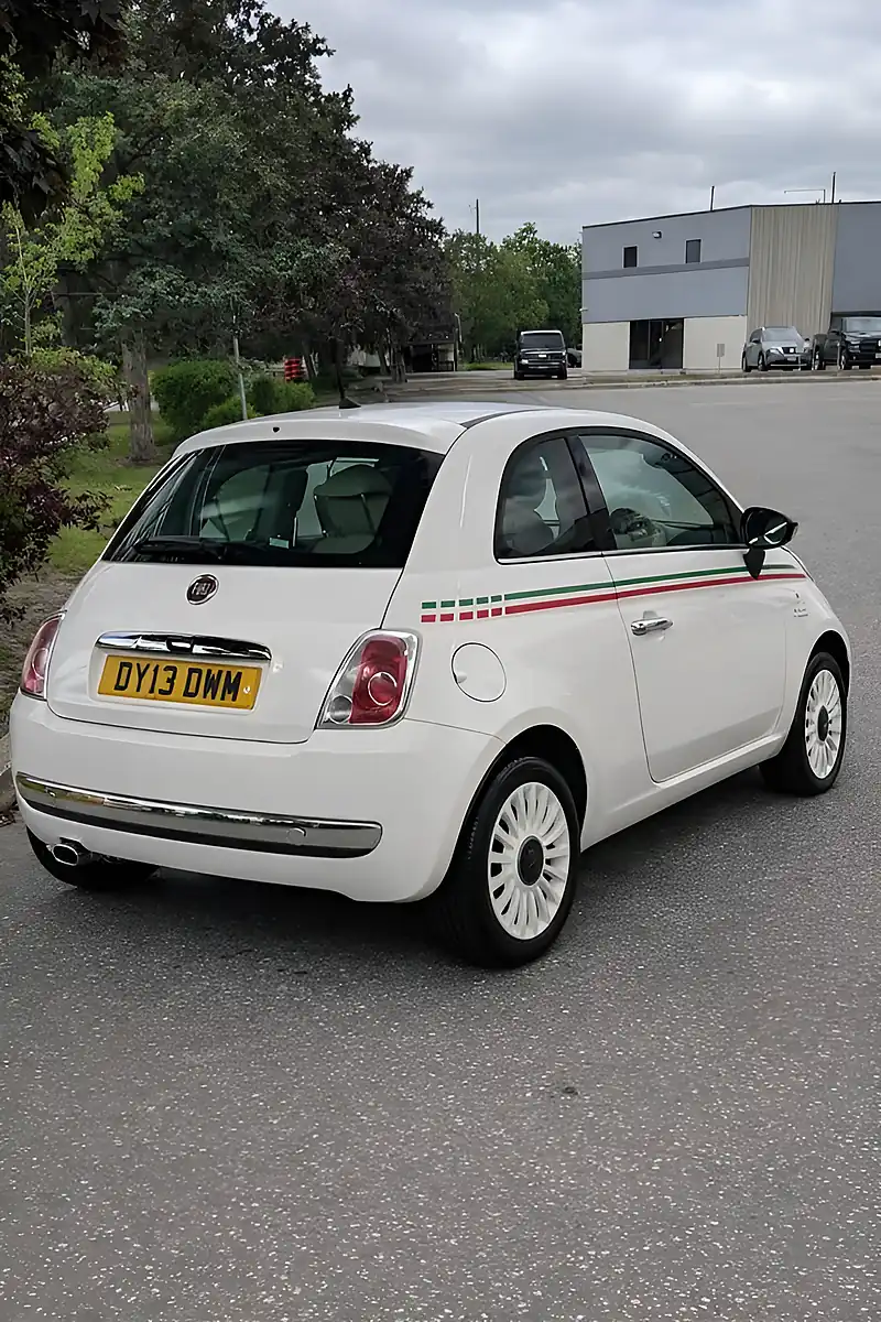 Used 2013 Fiat 500 Lounge White - Interior and Exterior details 6