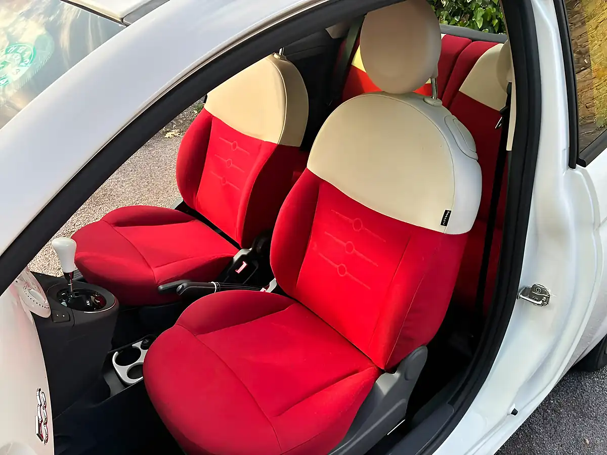 Used 2013 Fiat 500 Lounge White - Interior and Exterior details 10