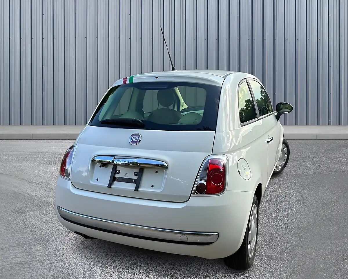 Used 2013 Fiat 500 Lounge White - Interior and Exterior details 6