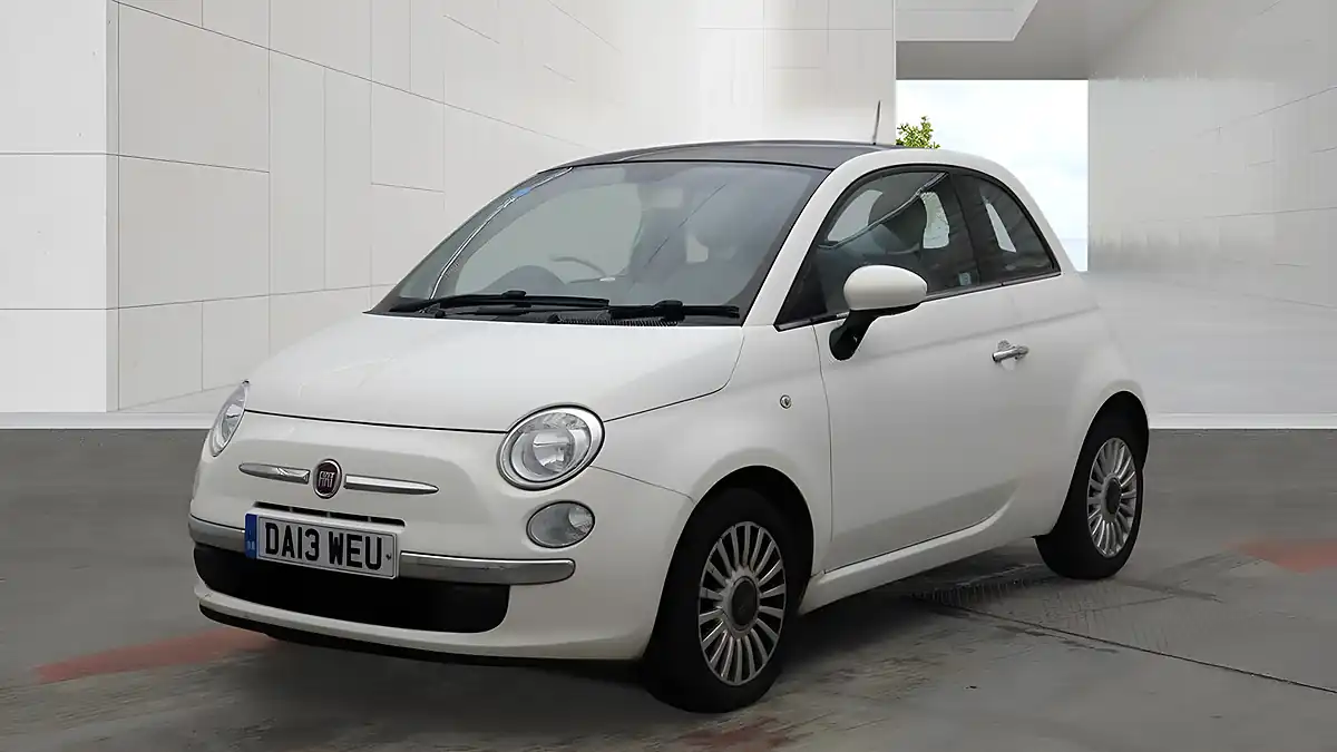 Used 2013 Fiat 500 Lounge White - Interior and Exterior details 2