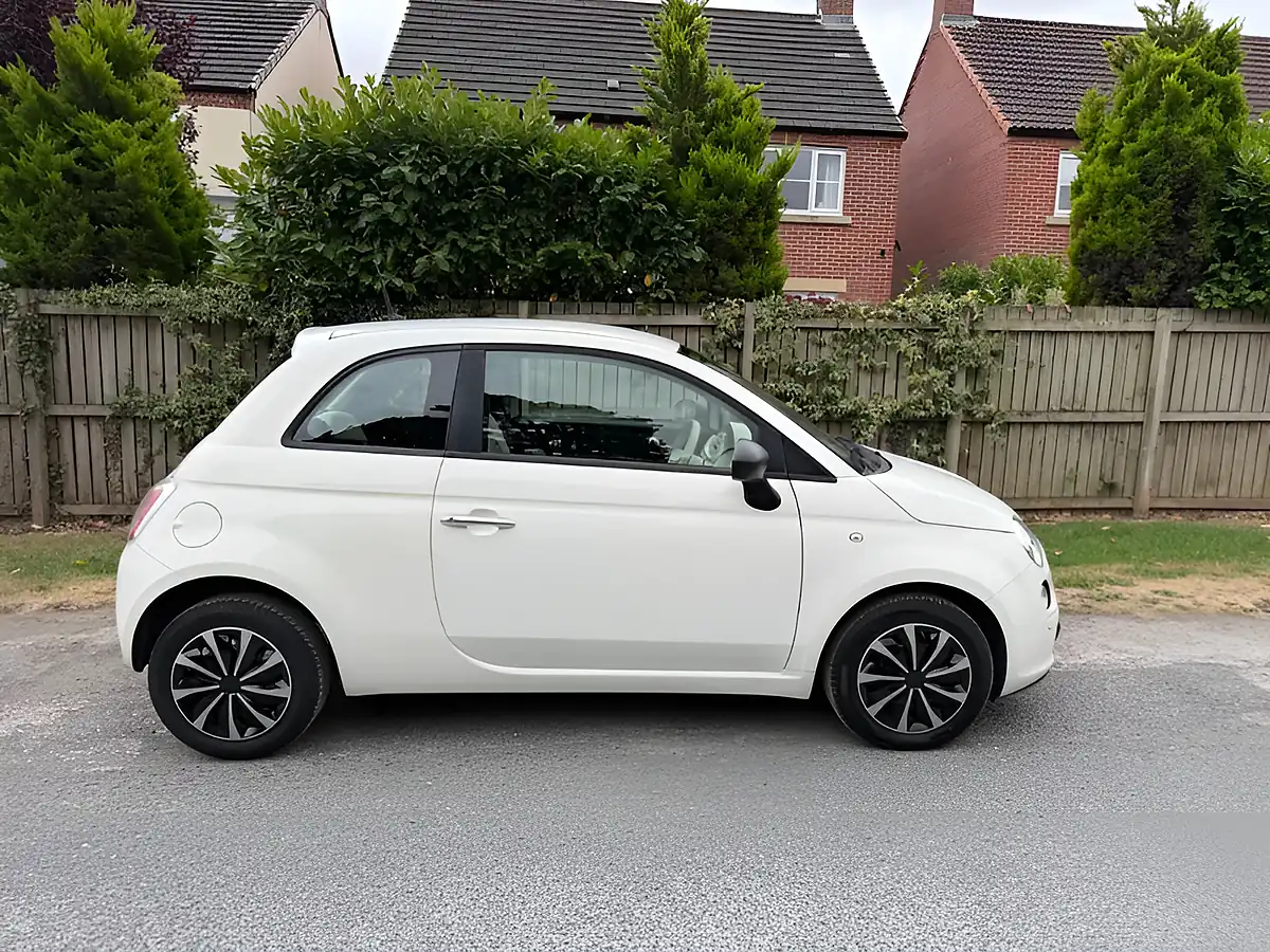 Used 2013 Fiat 500 Pop Euro 6 White - Interior and Exterior details 4
