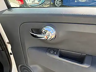 Used 2013 Fiat 500 Pop White - Interior and Exterior details 10