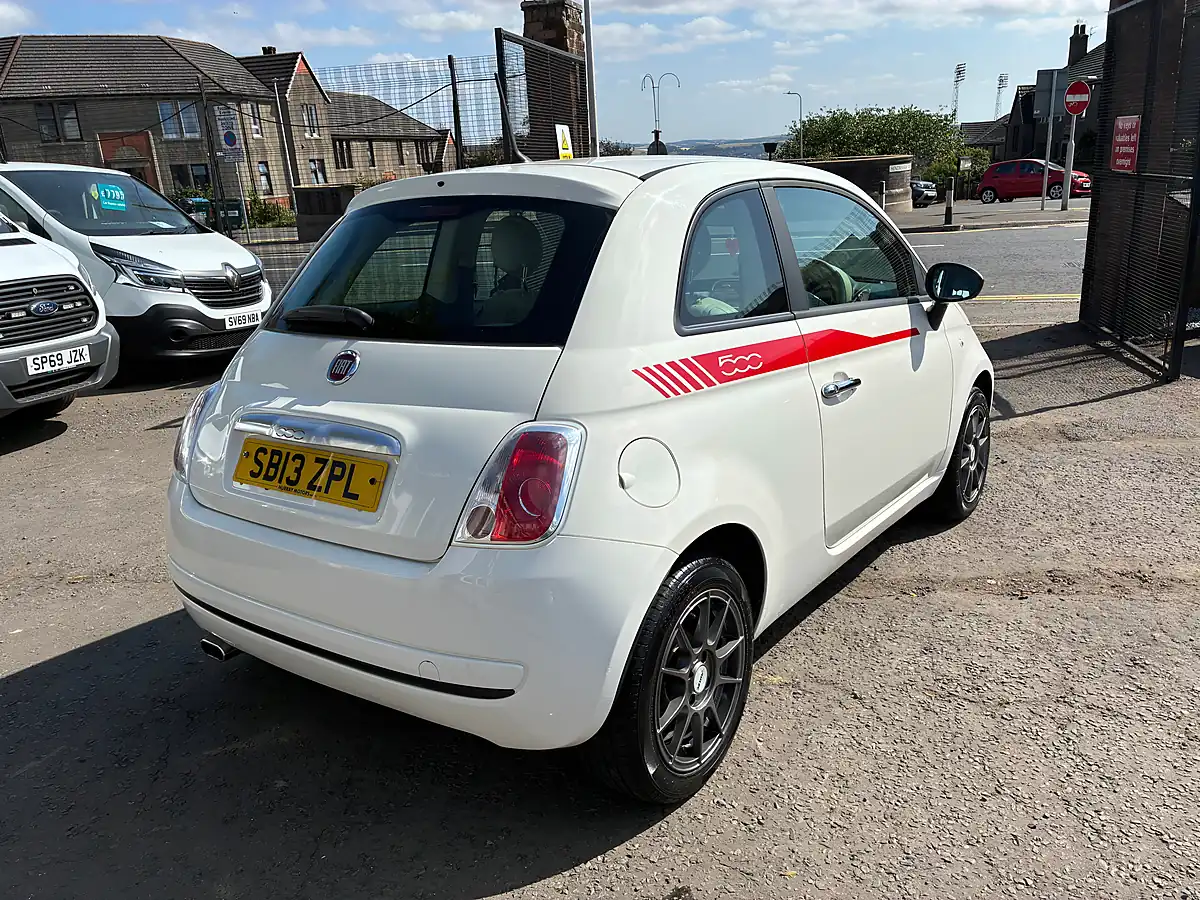 Used 2013 Fiat 500 Pop White - Interior and Exterior details 8